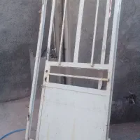 در پروفیلی آهنی جنس سنگین