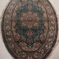 فرش بیضی ۶ متری