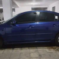 مزدا ۳ آبی رنگ