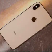 ایفون xs