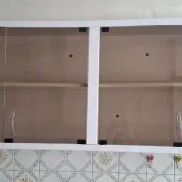 کابینت دیواری درب شیشه