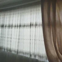 پرده با کنار پرده