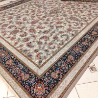 فرش۱۲ متری انبارپخش ۷۰۰شانه اصلی حاجی حسینی طلاب