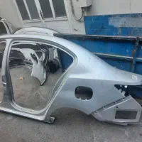 دیواره بیرونی (پوسته) بدنه شاهین