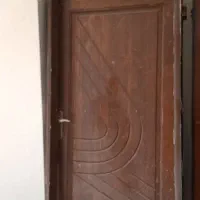 در ورودی و سرویس