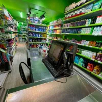 قفسه هایپر مارکتی