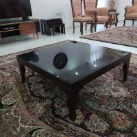 میز جلو مبلی به همراه ۳ عدد گل میز