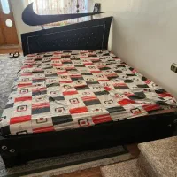 تخت خواب دو نفره همراه با تشک طبی