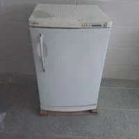یخچال ۵ فوت کاملا سالم و کم کار