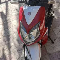 پاکشتی sym|موتورسیکلت|ارد, |دیوار
