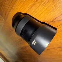 لنز Zeiss Batis 40mm f/2 CF Sony FE در حد آکبند