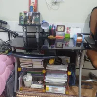 میز کامپیوتر  شیشه ای