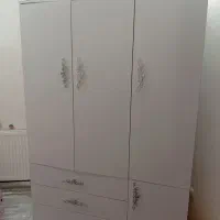 کمد بزرگ نو مناسب جهیزیه