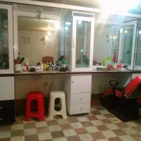 وسایل آرایشگاه زنانه