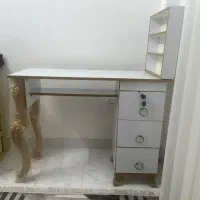 میز ناخن