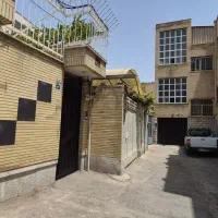 ویلایی-162متری-سه-طبقه-خ-نظر-غربی