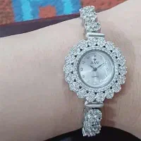 ساعت نقره و انگشتر