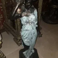 مجسمه طرح برنزی