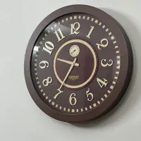 ساعت بدنه چوبی