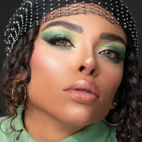 ورکشاپ رایگان میکاپ کوتاهی ویژه بانوان