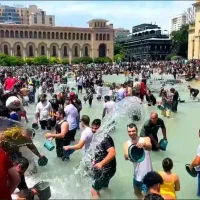 تور گروهی ویژه جشن آب ارمنستان «وارداوار»