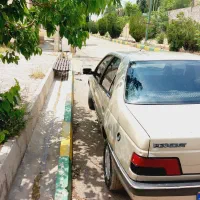 خودرو۴۰۵ مدل ۸۳