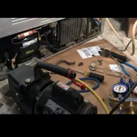 شارژ گاز و تعمیر یخچال و فریزر