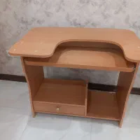 میز کامپیوتر و تحریر