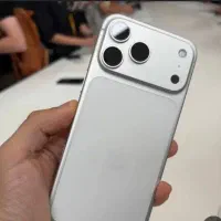 آیفون 17 پروکس