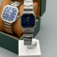 فر‌وشنده اقا ساعت