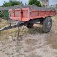 تریلی پشت تراکتور