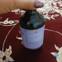 تعدادی لوازم. آرایشی و بهداشتی