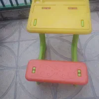 نیمکت دانش آموزی