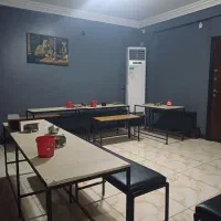 شاگرد برای کافه قلیان مردانه