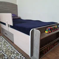 تخت نوجوان، کمد، میز تحریر