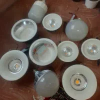 تعدادی لامپ