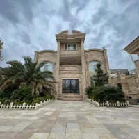۵۰۰متر باغ ویلا کلاسیک با ۵۵۰متر بنا در ملارد