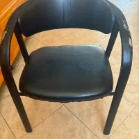 دو عدد صندلی انتظار