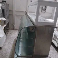 ویترین برای مغازه فانتزی قنادی