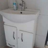 روشویی کابینتی همراه شیر اهرمی و آینه