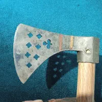 تبرزین فولادی متعلق به اواخر قرن ۱۷میلادی