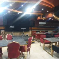 220-متر-سفره-خانه-سنتی-بر-جمهوری