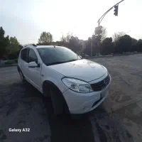 ساندرو ۹۶ سالم
