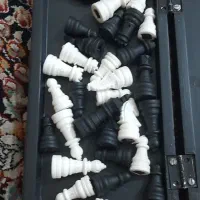 بازی فکری و صفحه و مهره شطرنج