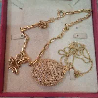 طلای ۱۸ عیار