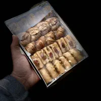 شیرینی خونگی و باقلوت