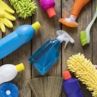 آقا هستم کار نظافت منزل در خدمتم