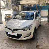 هیوندا i20