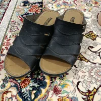 یه جفت صندل زنانه