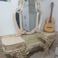 تخت خواب دونفره همراه میز آرایش